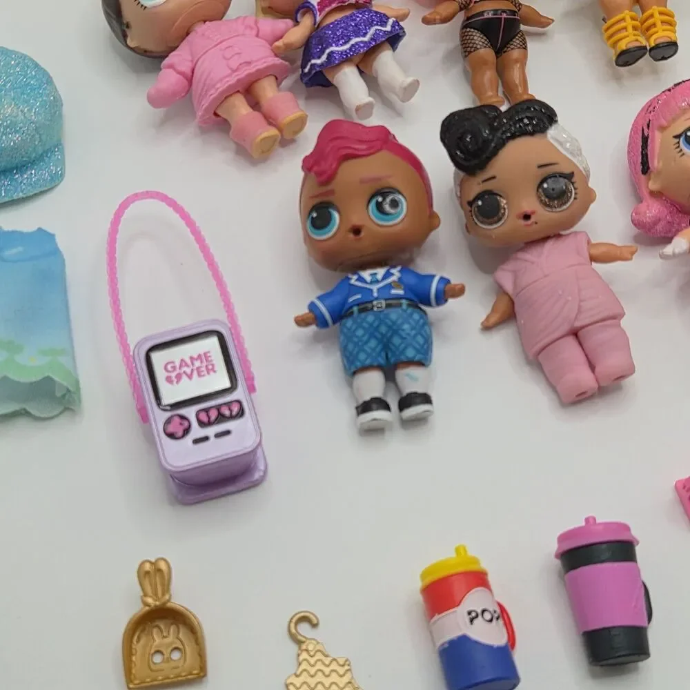 L.O.L. Surprise! Doll Lot – 39 LOL Dolls, Pets & Babies Plus Accessories